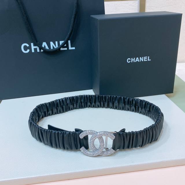 代购级香奈儿女士腰带 新品上市 Chanel 24C Cc水钻 黄铜logo扣 小牛皮 银色金属 与 金色金属 3.0Cm精品 弹力十足 百搭 优雅 码数含扣s